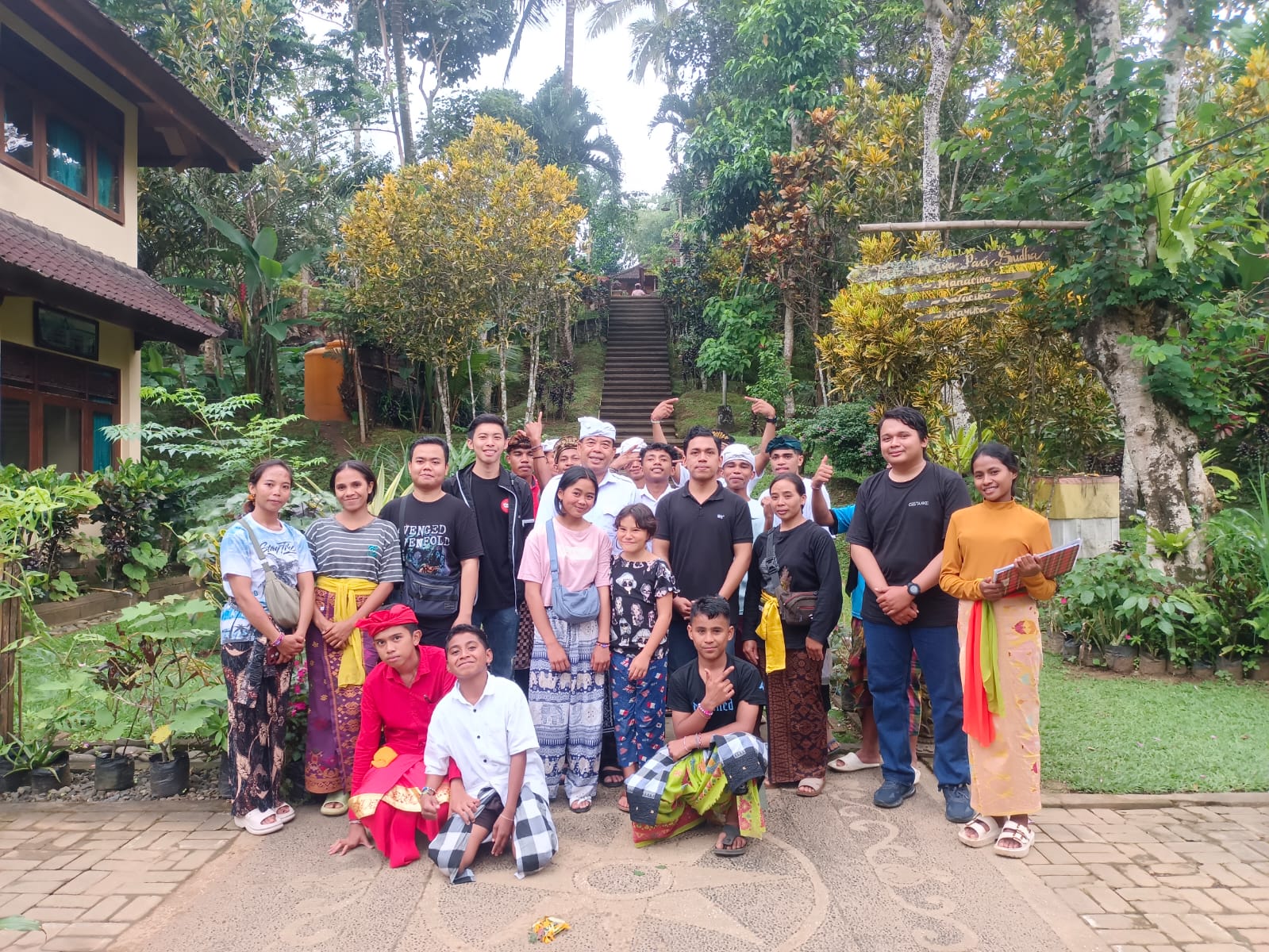 Tali Kasih dari Alumni Pasraman Gurukula Bangli 2025